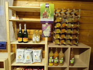 camping de la vallée du doux épicerie