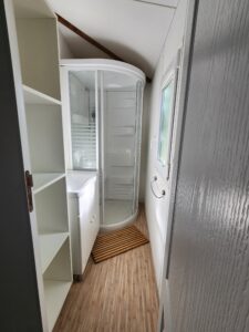 mobilhome wapiti 4 pers salle de bain camping de la vallée du doux