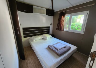 mobilhome wapiti 4 pers Chambre 2 pers camping de la vallée du doux