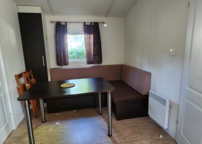 mobil home wapiti 4 pers pièce principale camping de la vallée du doux