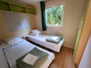 mobilhome irm family chambre 2 fois 1pers camping de la vallée du doux