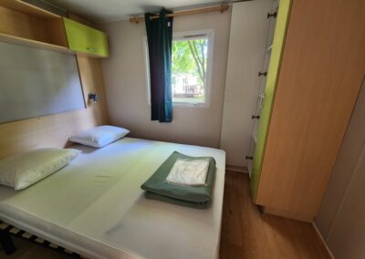 mobilhome irm family chambre 2 pers camping de la vallée du doux