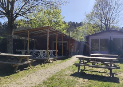 camping de la vallée du doux terrasse extérieure